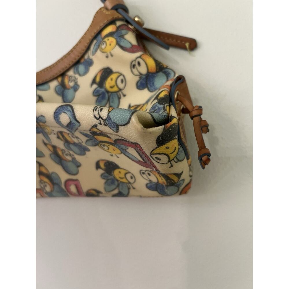 RARE VTG Y2K Dooney & Bourke Bumble Bee Print Shoulder Bag Leather canvas - Picture 8 of 13